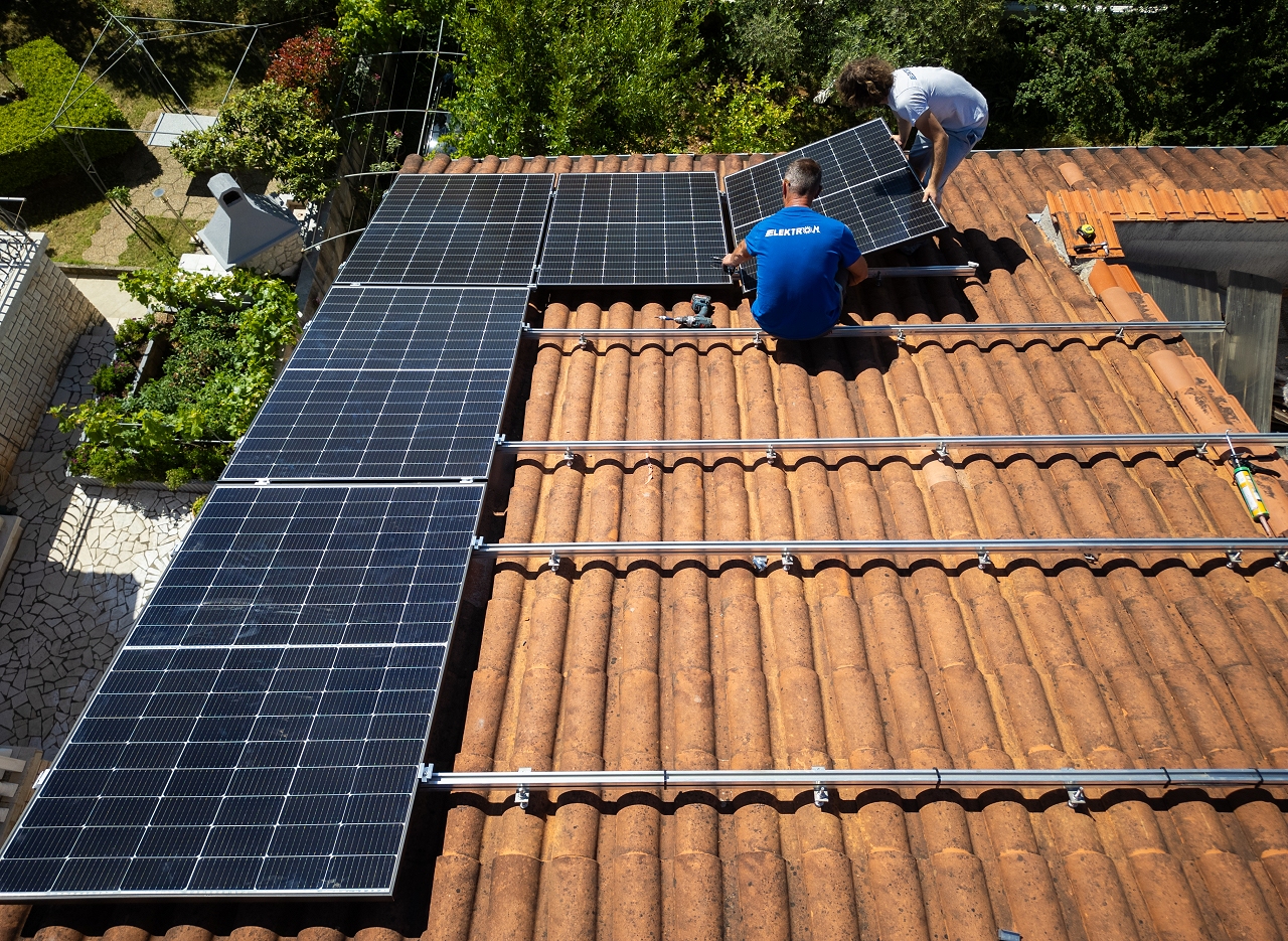 Monta&zcaron;a solara